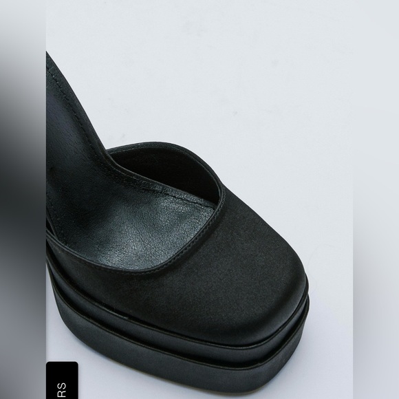 Nasty Gal Satin Closed Toe Double Platform 2 Part Heels - Picture 2 of 4